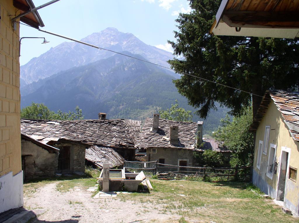 Agriturismo Barba Gust Cesana Torinese Luaran gambar